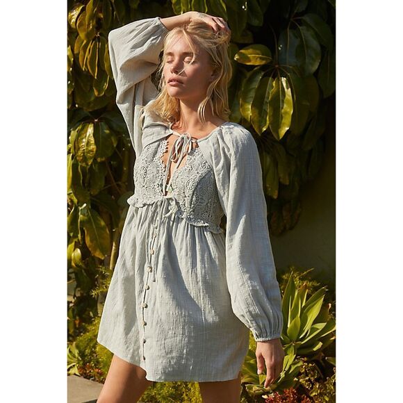 Free PeopleSummer Struttin'  Mini Dress Lace Crochet Medium M NEW - Picture 2 of 4